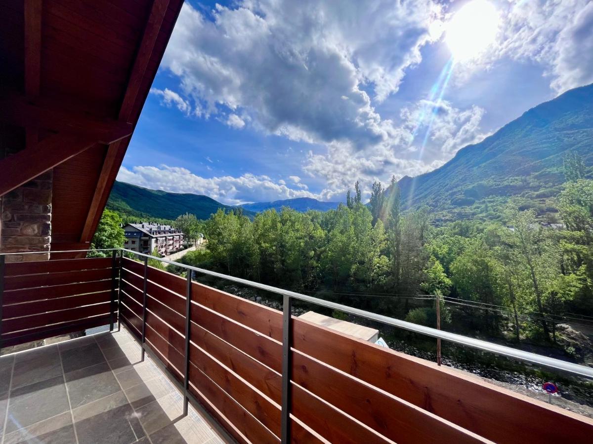 Ferienwohnung Bpirineos-Pico Cerler Benasque Exterior foto